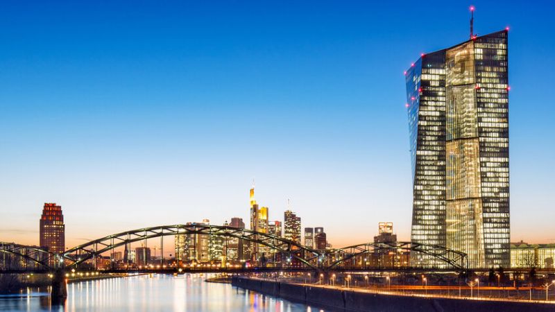 Pripravništvo u Europskoj središnjoj...